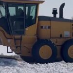 MDOT workers clear Highway 61 in Mississippi amid challenging conditions Shoutout to the many men and women of MDOT who have been working long hours, in treacherous conditio