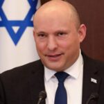 Former Israeli Prime Minister Naftali Bennett criticizes Tucker Carlson over airport remarks Former Israeli leader calls Tucker Carlson 'chickens---' over airport claims