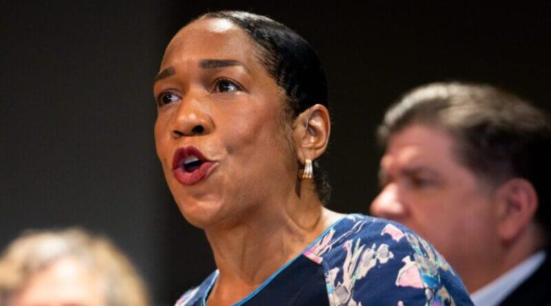 Illinois Senate candidate releases ad with residents’ profanity-laced messages about Trump Illinois Senate candidate launches campaign ad featuring people saying 'F--- Trump'