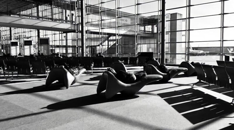 France bans U.S. ambassador from direct access to government officials Photo by ἐμμανυελ on Pexels