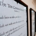 Federal appeals court allows Louisiana to display Ten Commandments in public school classrooms Federal court clears way for Ten Commandments to be displayed in Louisiana public school classrooms