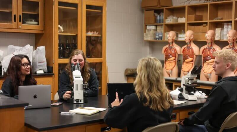 Northeast Honors Institute Accepting Applications Through March 15 Ready to rise above the ordinary?