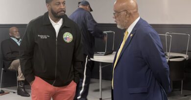 Rep. Bennie Thompson Says He Will Serve as Long as He Can Ahead of March 10 Primary Rep. Thompson Plans to Serve As Long As He Can Ahead of Primary Election