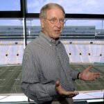 Former Packers President and CEO Bob Harlan dies at 89 Legendary former Packers President and CEO Bob Harlan dead at 89