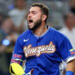 Venezuela wins first World Baseball Classic title with 3-2 upset over U.S. Venezuela shocks Team USA to win World Baseball Classic for first time