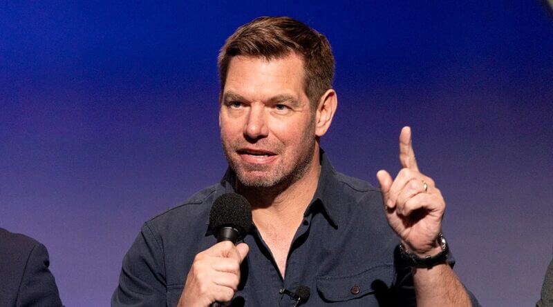 Swalwell to resign after sexual misconduct allegations, drawing praise from both parties 'Smart decision': Swalwell's resignation spurs praise from both parties after bombshell allegations