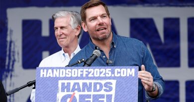 House avoids historic four-member expulsion week as Swalwell and Gonzales resign House avoids unprecedented four-member expulsion week as Swalwell and Gonzales resign instead