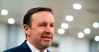 Sen. Murphy Calls Trump’s Iran Threats ‘War Crimes’ Chris Murphy on Trump's Iran threat: 'A clear war crime'