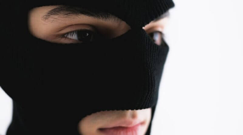 Burglary prompts murder probe in Indiana after man’s sudden death; police cite root beer float Photo by Anna Shvets on Pexels