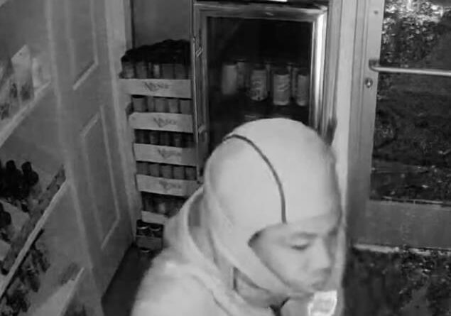 Crime Stoppers, Tupelo police seek suspect in Fox’s Den burglary Photos from Crime Stoppers of Northeast Mississippi's post