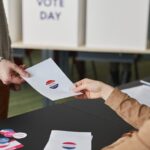Experts: Redistricting fight prizes parties, leaves voters paying the price Photo by Edmond Dantès on Pexels