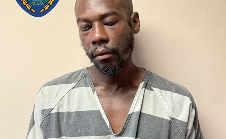 Tupelo man charged with burglary of vehicle after arrest near pizza shop ------For Immediate Release-----