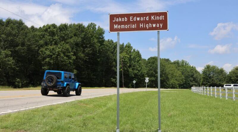 Mississippi names highway for UMMC flight paramedic killed in helicopter crash Photos from Mississippi Department of Transportation's post