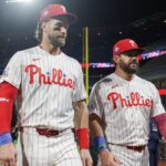 Bryce Harper hits for cycle as Phillies rout Mets 15-3 Bryce Harper hits for cycle, Kyle Schwarber blasts three homers in Phillies blowout win over Mets