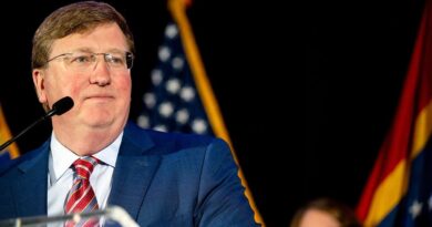 Mississippi law allows creation of statewide registry of undocumented immigrants Mississippi law could create statewide registry of undocumented immigrants