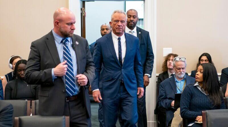 White House sends Robert F. Kennedy Jr. to battleground districts before midterms White House puts RFK Jr. on road ahead of crucial midterms