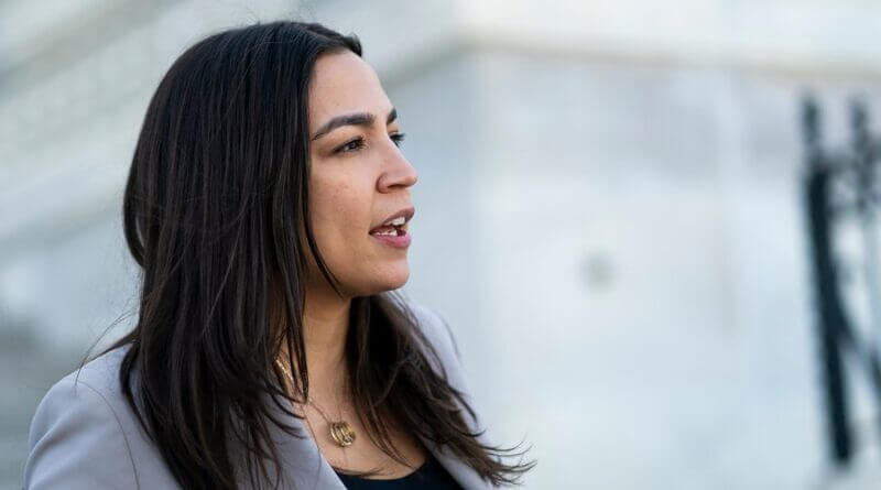 Ocasio-Cortez urges break up of big tech, says firms seek ‘totally unchecked power’ AOC calls to 'break up' big tech companies amid price hikes
