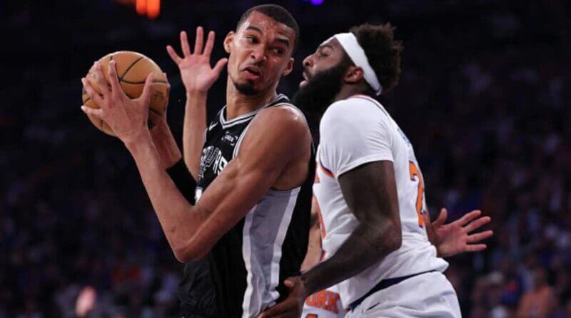 Wembanyama taunts Robinson after hit as Knicks fans boos in Game 4 Victor Wembanyama kept telling Mitchell Robinson 'I'm in your head' after taking forearm to face