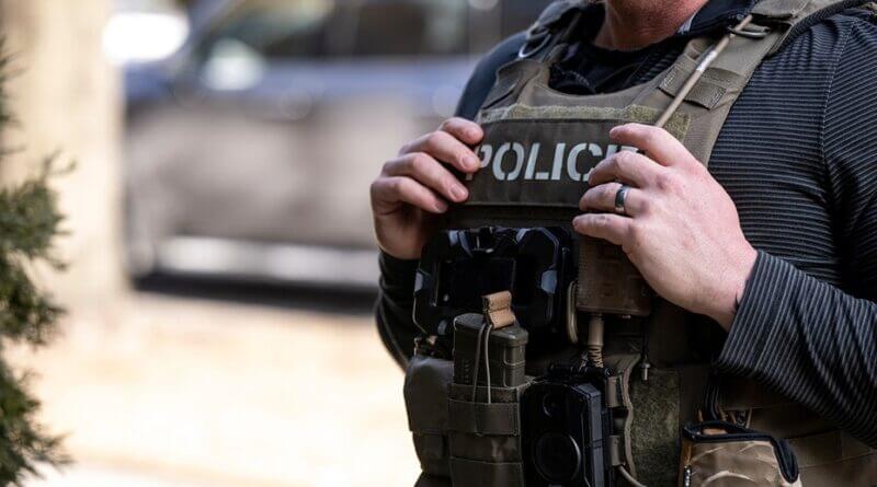 ICE says Harlingen field office arrests 238 in one-day South Texas operation ICE arrests record 238 illegal immigrants in one day during South Texas enforcement operation