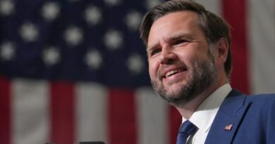 Vance says El-Sayed’s primary win driven by affluent liberals, not working class Vance says El-Sayed has no 'constituency among the working class'