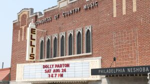 Mississippi venue mourns Dolly Parton after her death Mississippi venue where Dolly Parton last performed mourns country icon