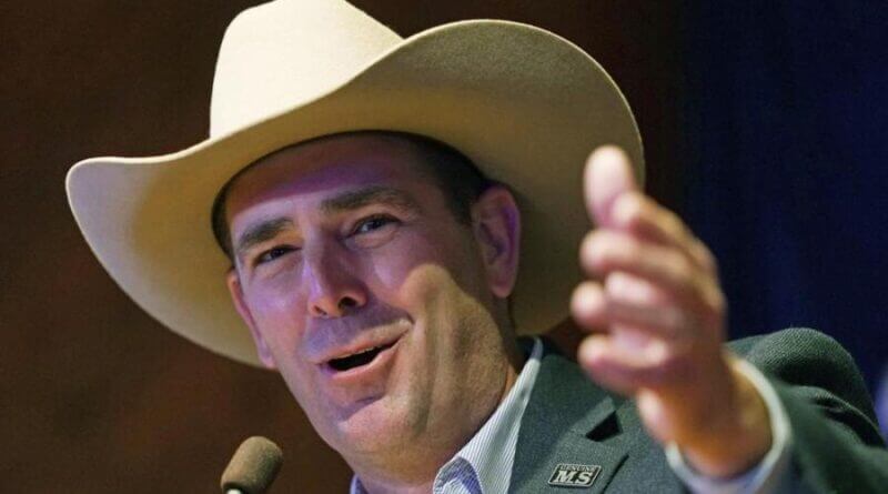 Commissioner Gipson defends comments on Sharia law