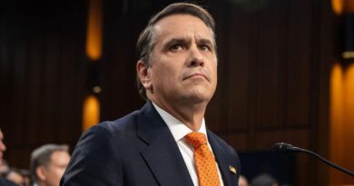 DOJ warns states they risk losing billions in welfare funds over illegal migrant reporting DOJ threatens to cut billions in welfare funding from states for failing to report illegal migrants