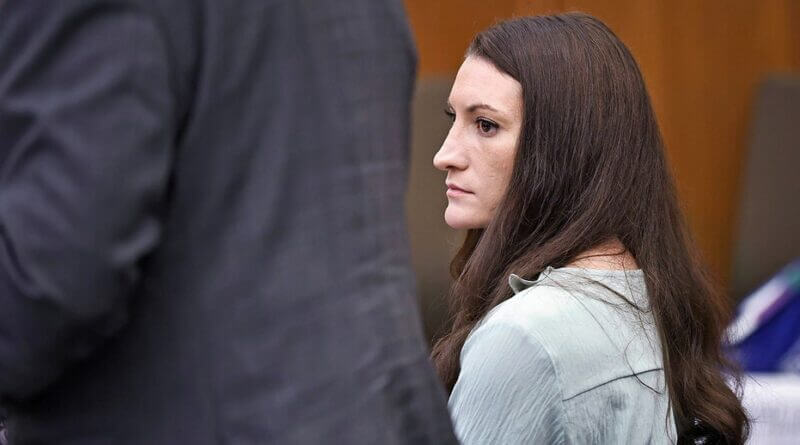 Retired judge says social media could help Lindsay Clancy defense if jury remains deadlocked Social media is Lindsay Clancy wild card that could tilt potential retrial to the defense, retired j