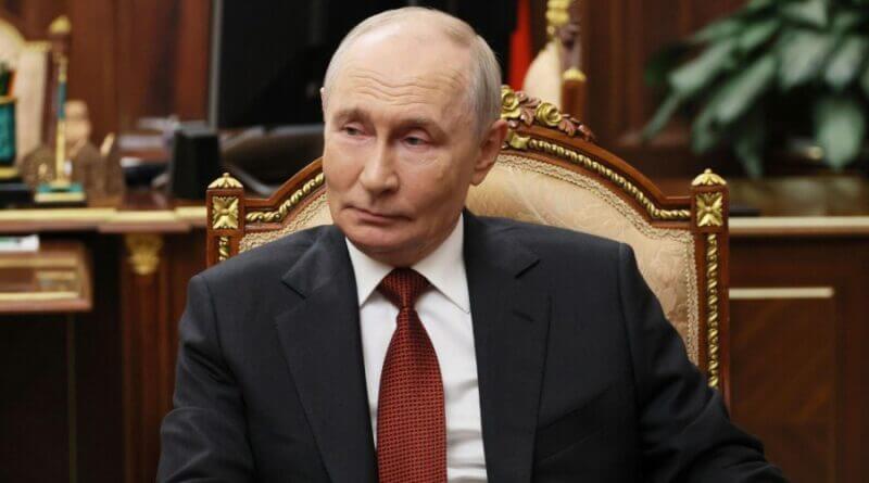 Kremlin says talks with U.S. envoys ‘highly useful’ Russia calls talks with US envoys "useful"