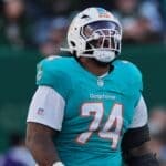 Dolphins avoid winless season, beat Jets 28-25 at MetLife Stadium Dolphins avoid 0-17 crisis, pick up first win of season against struggling Jets on the road