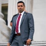 Subramanyam: Leesburg office evacuated after envelope with suspicious powder Virginia Democrat becomes latest lawmaker to receive suspicious white powder